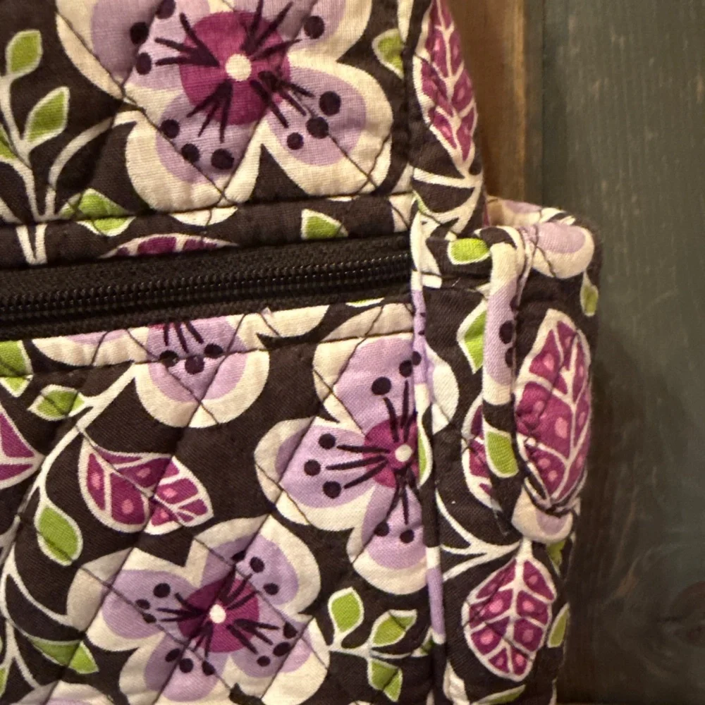 Vera Bradley On The Go Plum Petals - Picture 5 of 8